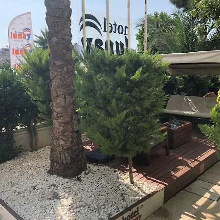 Lunay Hotel 2*